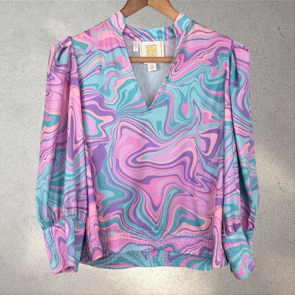Emily McCarthy Hampton Top Poinsetta Colorful‎ Marble Size Small